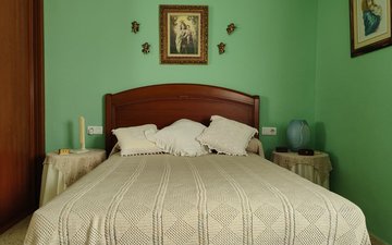 Property slide 35