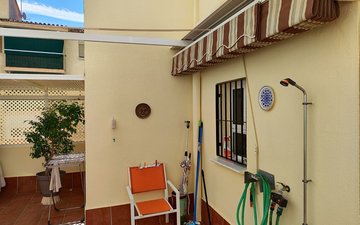 Property slide 60