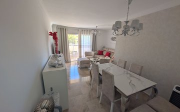 Property slide 10