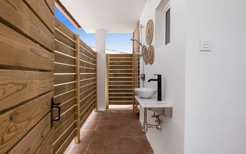 Property slide 39