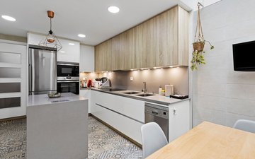 Property slide 30
