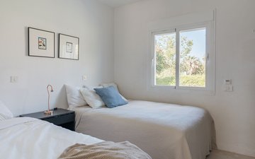 Property slide 15