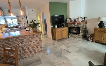 Property slide 8