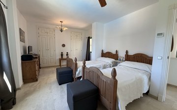 Property slide 10
