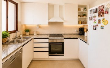 Property slide 10