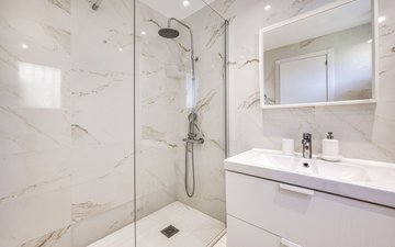 Property slide 24