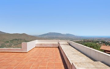 Property slide 16