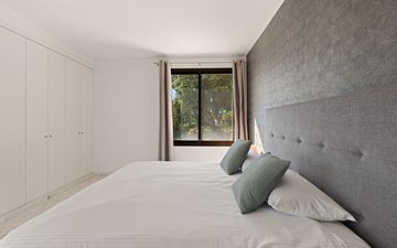 Property slide 19