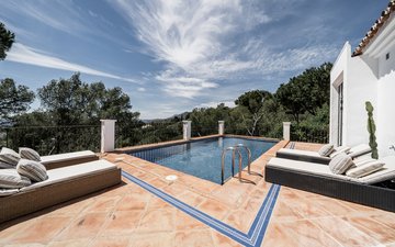 Property slide 15
