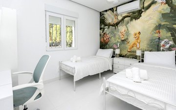 Property slide 41
