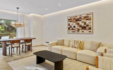 Property slide 30