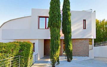 Property slide 64