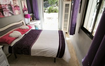Property slide 20