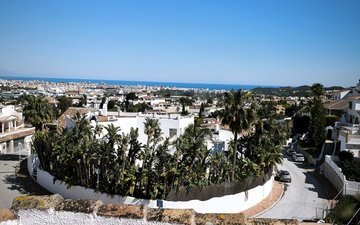 Property slide 42