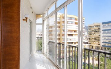 Property slide 20