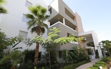 Property slide 25