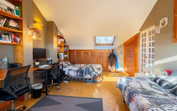 Property slide 18