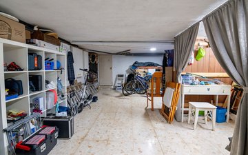 Property slide 40