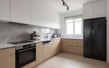 Property slide 48