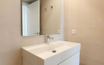 Property slide 25