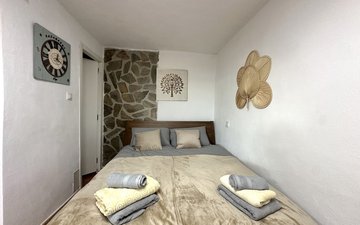 Property slide 33