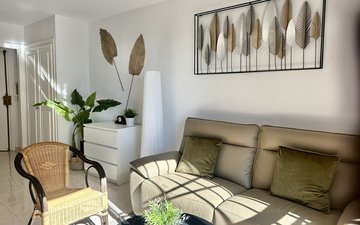 Property slide 7