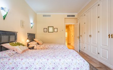 Property slide 16