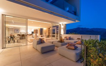 Property slide 10