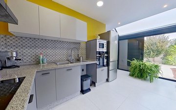 Property slide 10