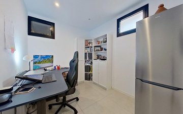 Property slide 19