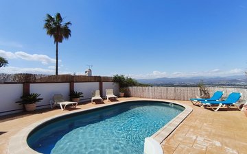 Property slide 44