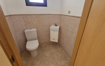 Property slide 16