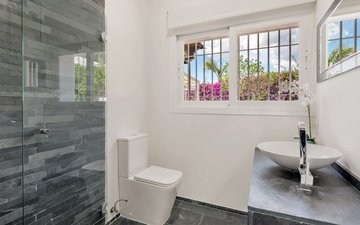 Property slide 24