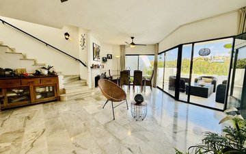 Property slide 14