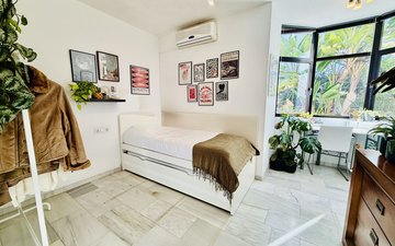 Property slide 29