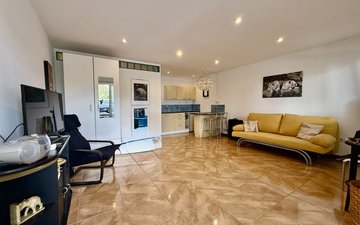 Property slide 38