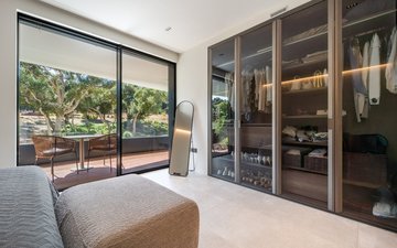 Property slide 17