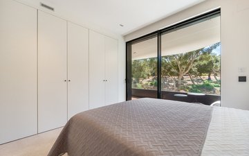 Property slide 24