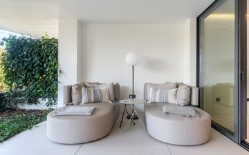 Property slide 25