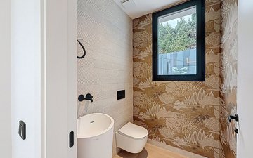 Property slide 17