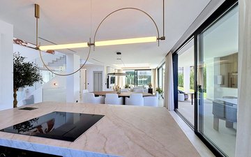 Property slide 20