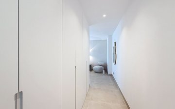 Property slide 44