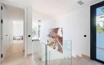 Property slide 75