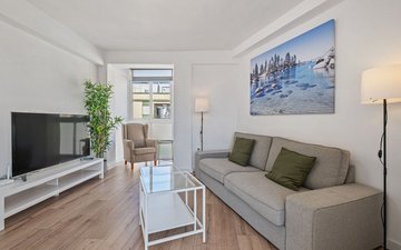 Property slide 19
