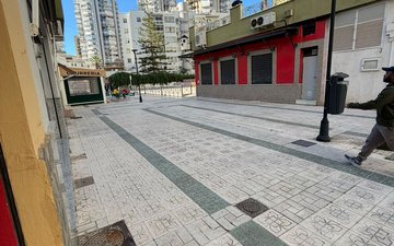 Property slide 21