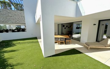 Property slide 24