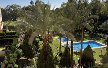 Property slide 18