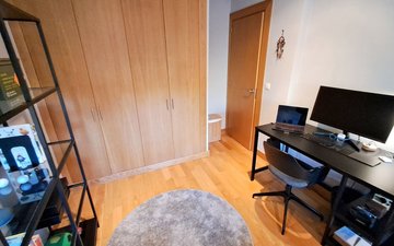 Property slide 44