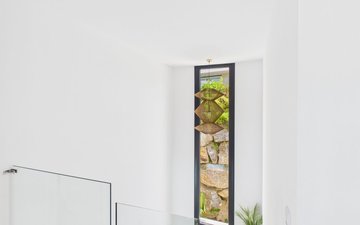 Property slide 25