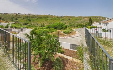 Property slide 47